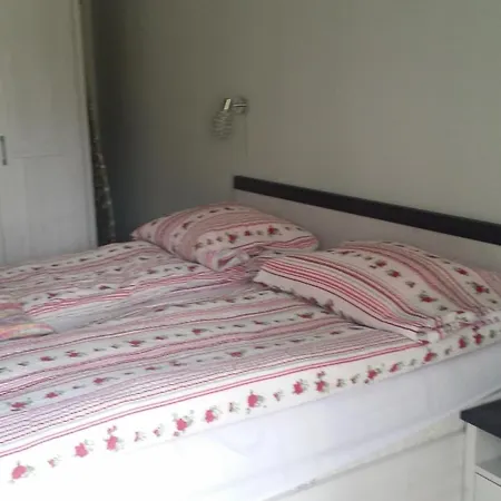 Przy Plazy Pogorzelica (Gmina Rewal)