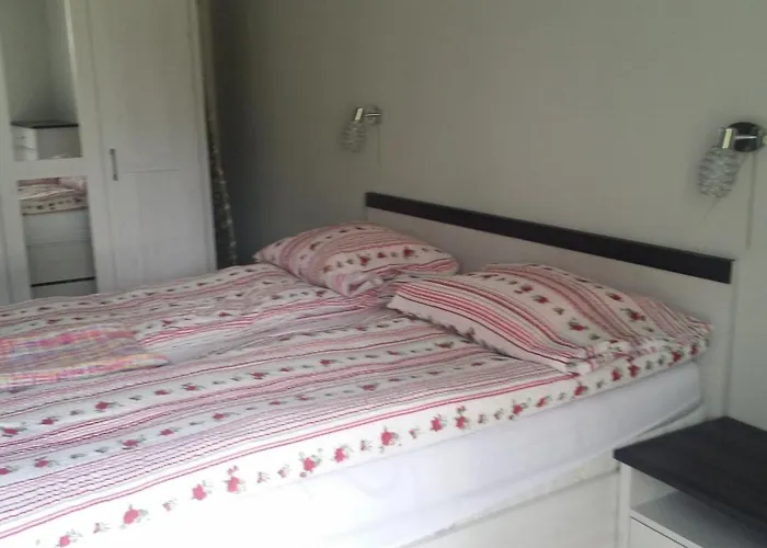 Przy Plazy Pogorzelica (Gmina Rewal)